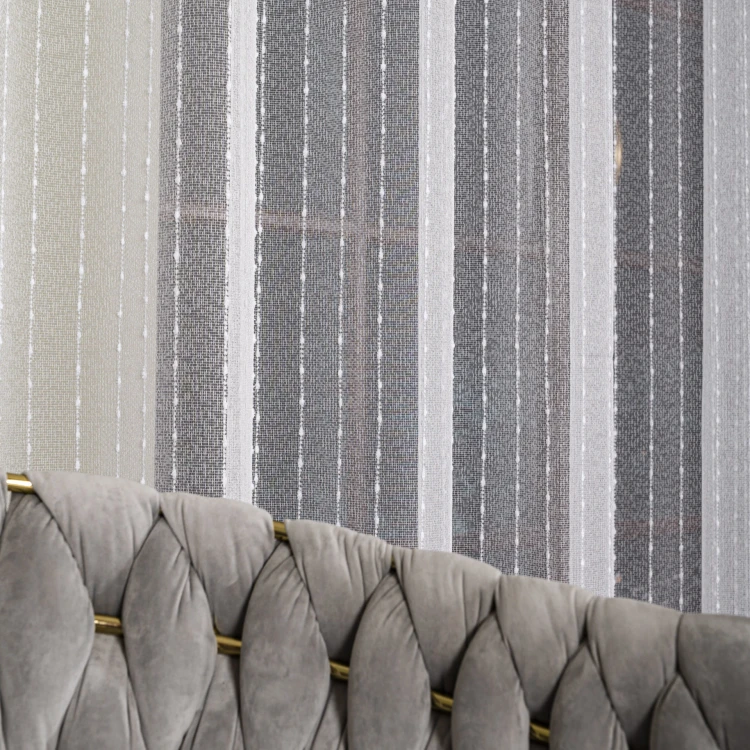 Firanka fantazyjna z puszystymi przeszyciami po całości, wysokość 320cm, kolor 001 biały 419032/OLO/005/000320/1