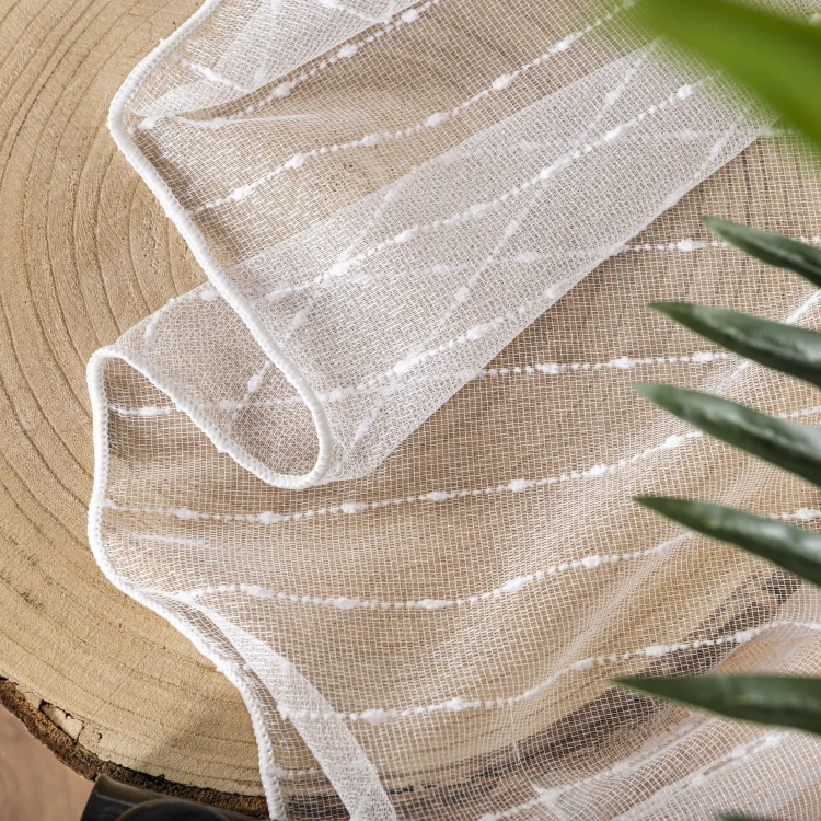 Firanka fantazyjna z puszystymi przeszyciami po całości, wysokość 320cm, kolor 001 biały 419032/OLO/005/000320/1