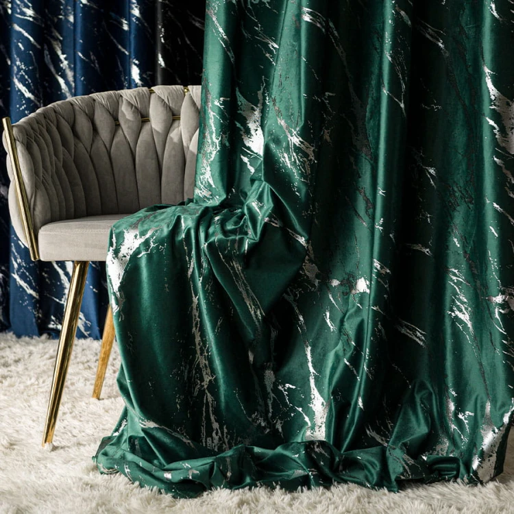 MARMA Zasłona gotowa na taśmie, szerokość 140cm x wysokość 250cm, kolor 010 ciemny zielony; butelkowy ze srebrnym nadrukiem na VELVI TD0037/ZGT/010/140250/1