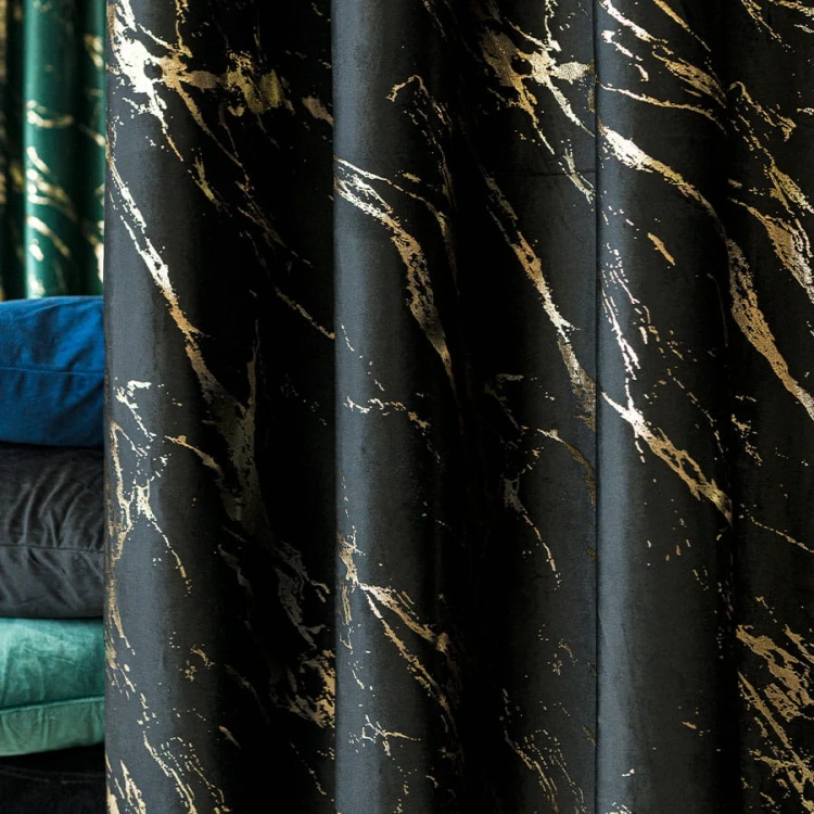 MARMA Zasłona gotowa na taśmie, szerokość 140cm x wysokość 250cm, kolor 111 czarny ze złotym nadrukiem na VELVI TD0033/ZGT/111/140250/1