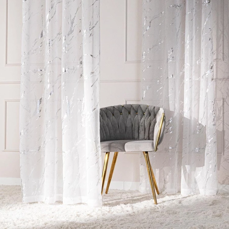 MARMA Firana gotowa na taśmie z ołowianką, szerokość 140cm x wysokość 250cm, kolor 001 biały ze srebrnym zdobieniem 132101/FGT/001/140250/1