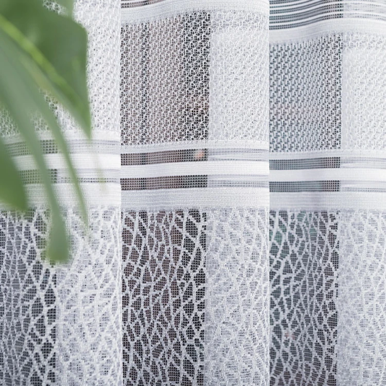Firanka żakardowa ze wzorem pasowym, wysokość 250cm, kolor  szary