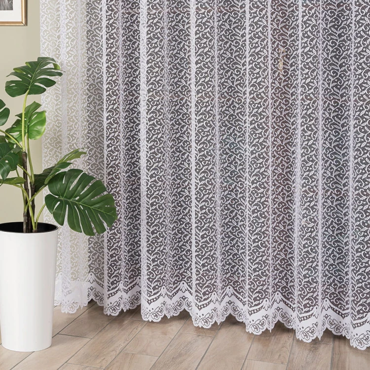 Firanka żakardowa ze wzorem po całości, wysokość 220cm, kolor 001 biały 004542/000/001/000220/1