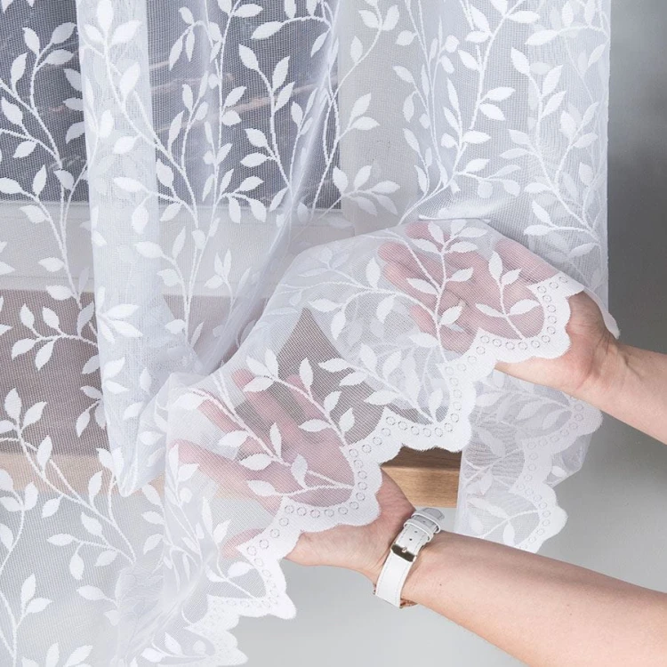 Firanka żakardowa ze wzorem po całości, wysokość 150cm, kolor 001 biały 023058/000/001/000150/1