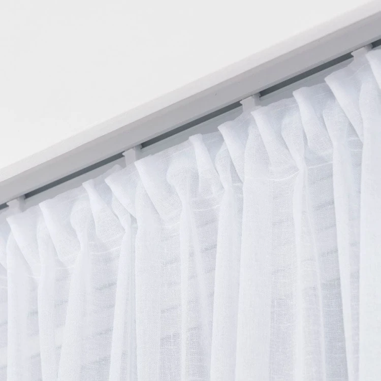 Firanka fantazyjna ze wzorem na samym dole z ołowianką, wysokość 330cm, kolor  biały ze srebrnym pasem