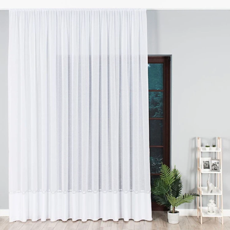 Firanka fantazyjna ze wzorem na samym dole z ołowianką, wysokość 330cm, kolor  biały ze srebrnym pasem