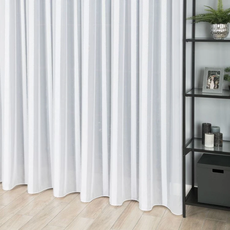 Firanka fantazyjna z ołowianką, z pionowymi pasami, wysokość 300cm, kolor biały