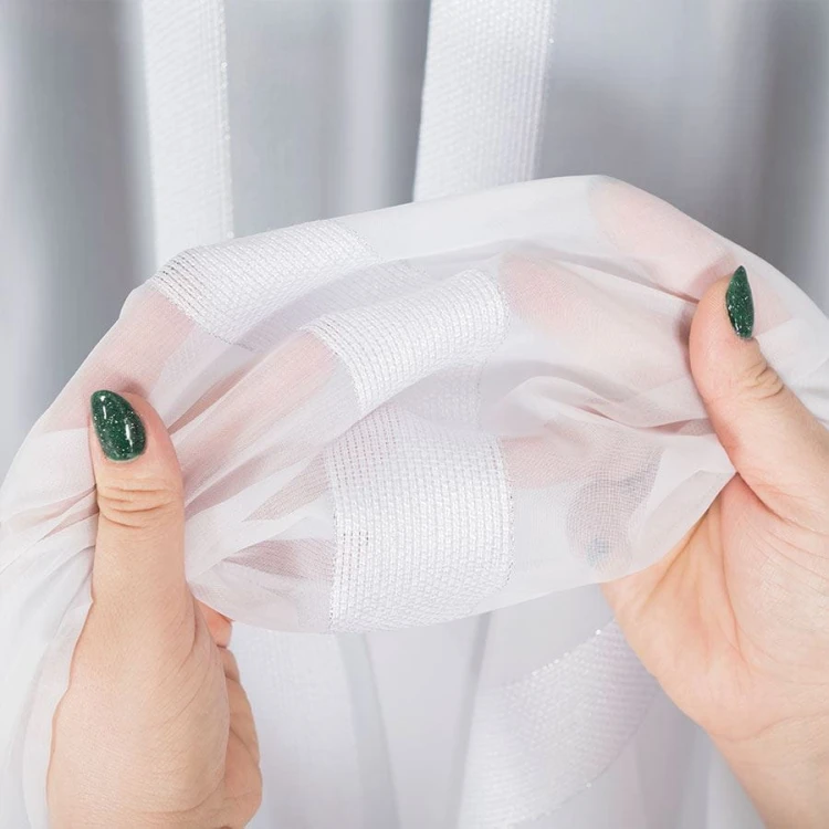 Firanka fantazyjna z ołowianką, z pionowymi pasami, wysokość 300cm, kolor biały