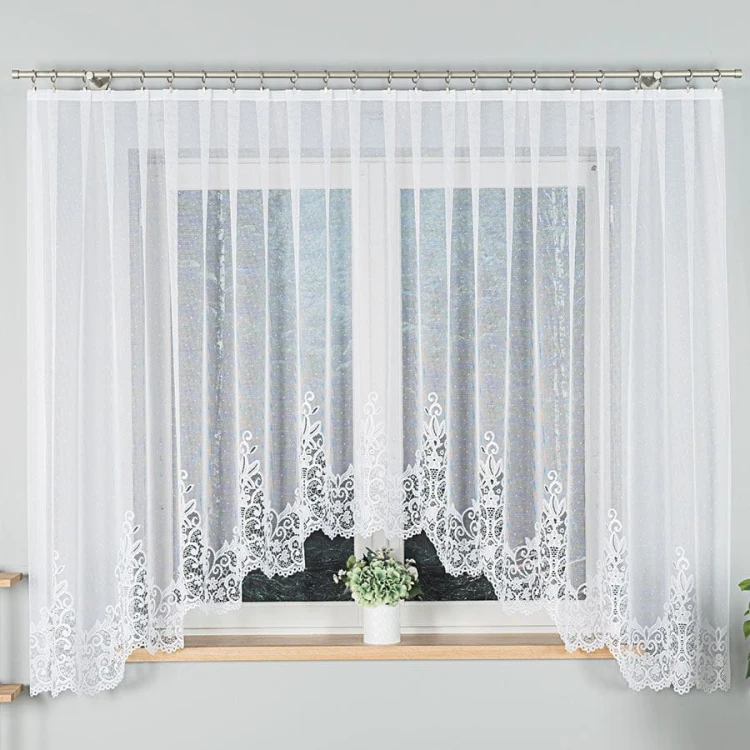 BERENIKA Firanka żakardowa gotowa, szerokość 400 x wysokość 170cm, kolor biały