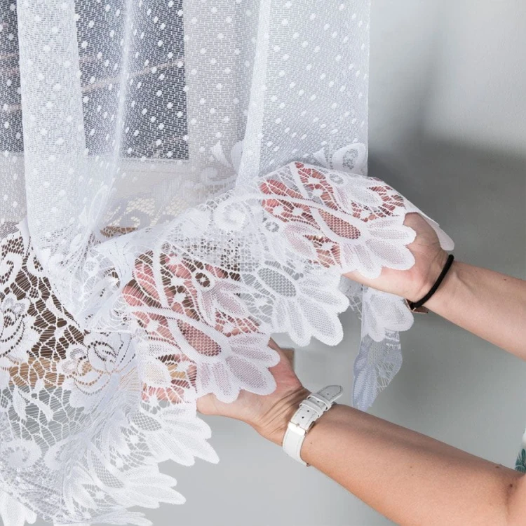 Firanka żakardowa ze wzorem pasowym, wysokość 140cm, kolor 001 biały 017480/000/001/000140/1