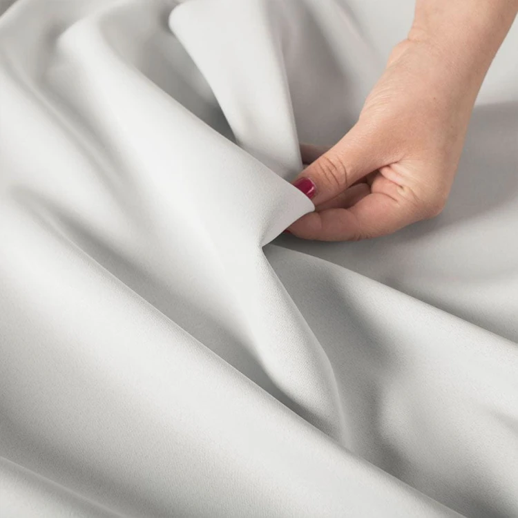 GRETA Tkanina dekoracyjna typu blackout, wysokość 320cm, kolor jasny szary