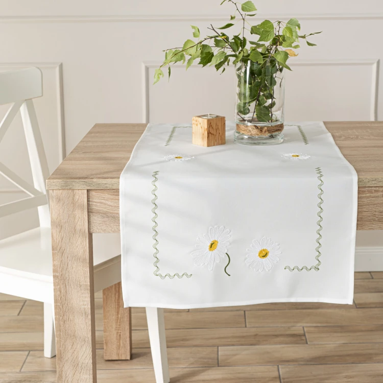 SUMMER Bieżnik z haftem, szerokość 38cm x wysokość 140cm, kolor 001 biały 192037/KSP/L01/038140/1