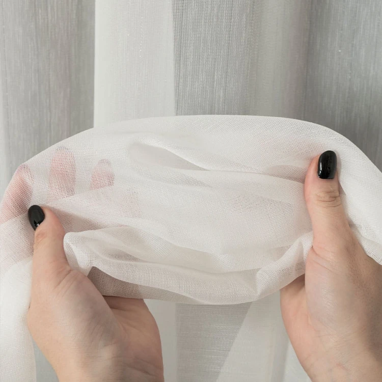 Firanka fantazyjna z ołowianką, wysokość 300cm, kolor kremowy z błyszczącą nitką