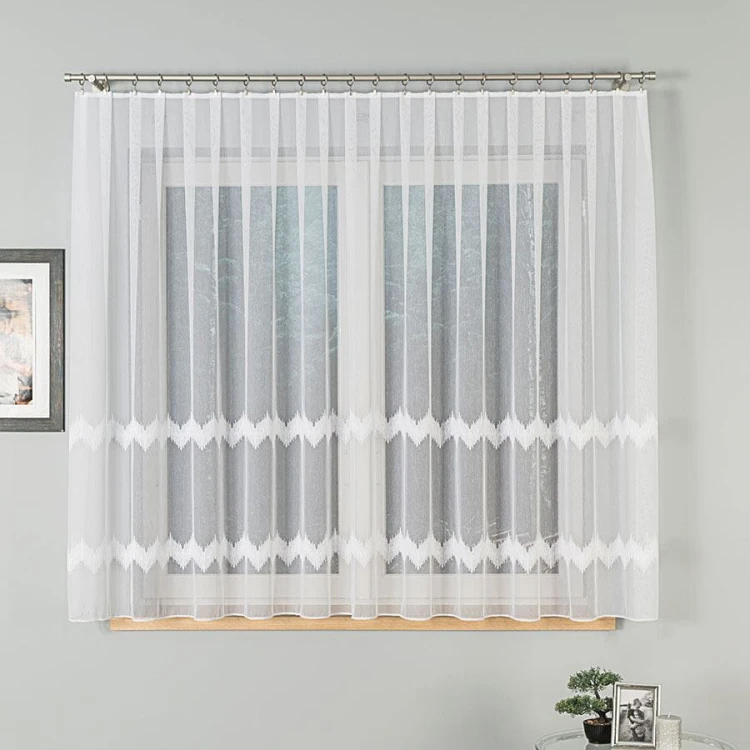 Firanka haftowana ze wzorem pasowym z ołowianką, wysokość 160cm, kolor 001 biały z błyskiem 112750/OLO/001/000160/1