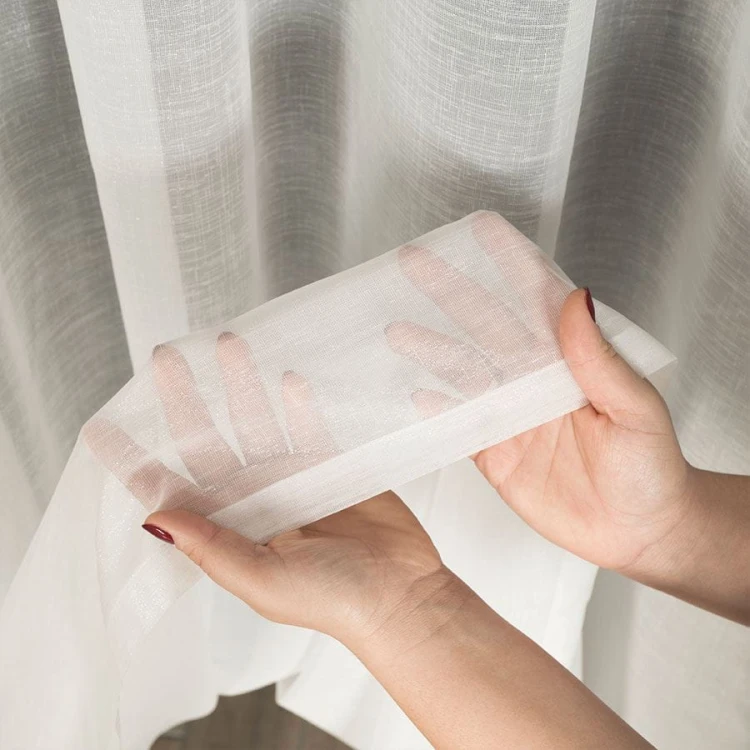 Firanka fantazyjna błyszcząca, wysokość 300cm, kolor kremowy