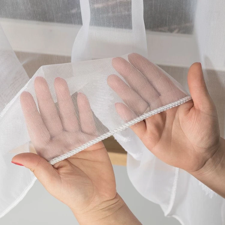 Firanka haftowana ze wzorem pasowym z ołowianką, wysokość 160cm, kolor 001 biały z błyskiem 112750/OLO/001/000160/1