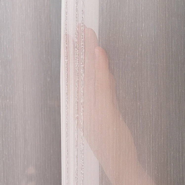 Firanka fantazyjna z ołowianką, wysokość 300cm, kolor biała z szarymi paskami