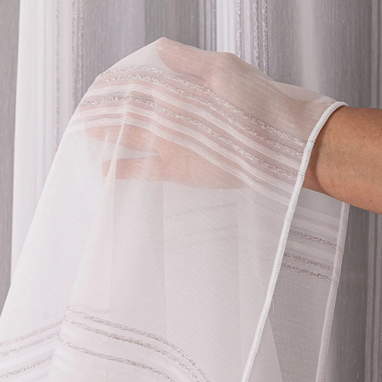 Firanka fantazyjna z ołowianką, wysokość 300cm, kolor biała z szarymi paskami