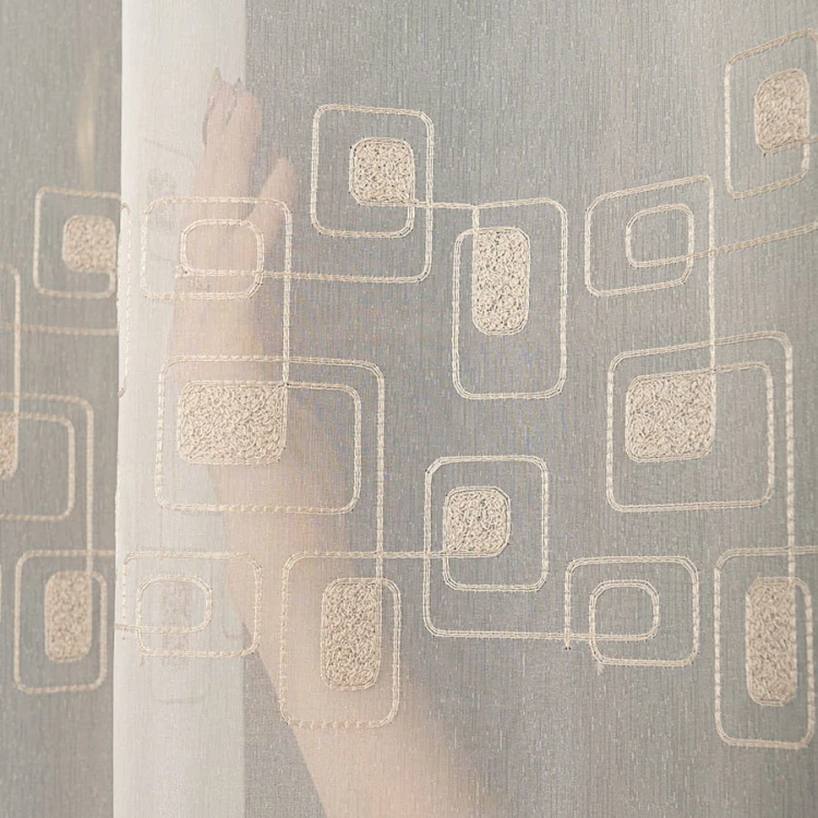 Firanka haftowana ze wzorem pasowym, wysokość 280cm, kolor 012 kremowy 224128/955/012/000280/1