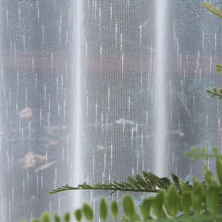 Firanka fantazyjna z ołowianką, wysokość 330cm, kolor biały