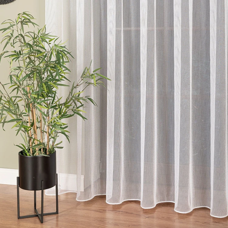 Firanka fantazyjna z ołowianką, wysokość 250 cm, kolor biały