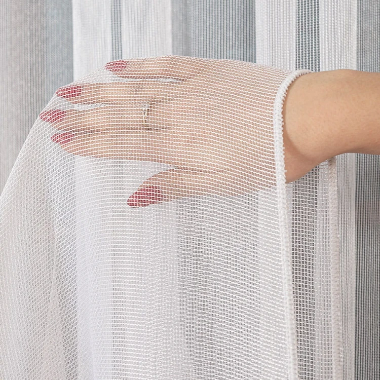 Firanka fantazyjna z ołowianką, wysokość 250 cm, kolor biały