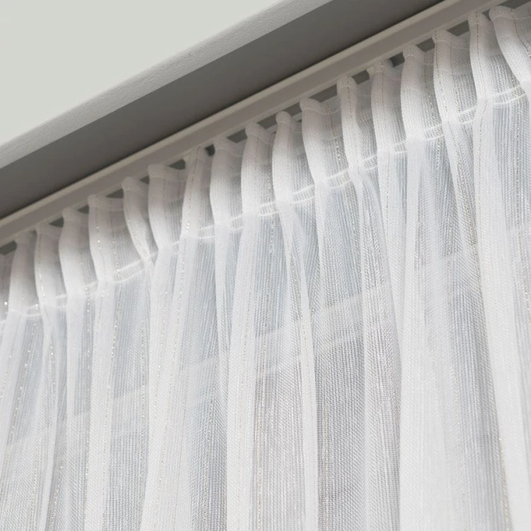 Firanka fantazyjna z ołowianką, wysokość 300cm, kolor biały ze złotą nitką