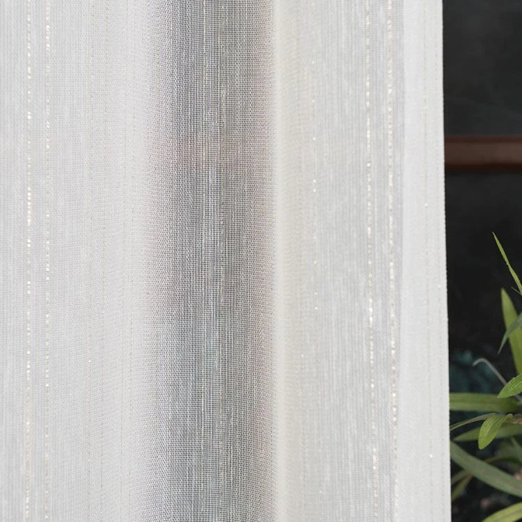 Firanka fantazyjna z ołowianką, wysokość 300cm, kolor biały ze złotą nitką