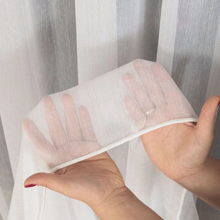 Firanka fantazyjna z ołowianką, wysokość 300cm, kolor biały ze złotą nitką