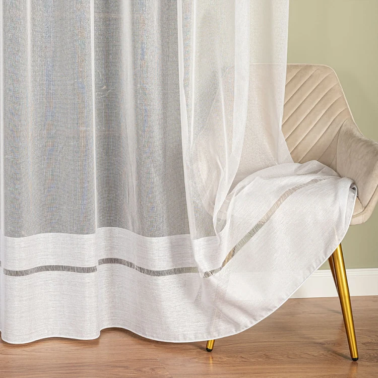 Firanka fantazyjna z ołowianką, wysokość 300cm, kolor biały