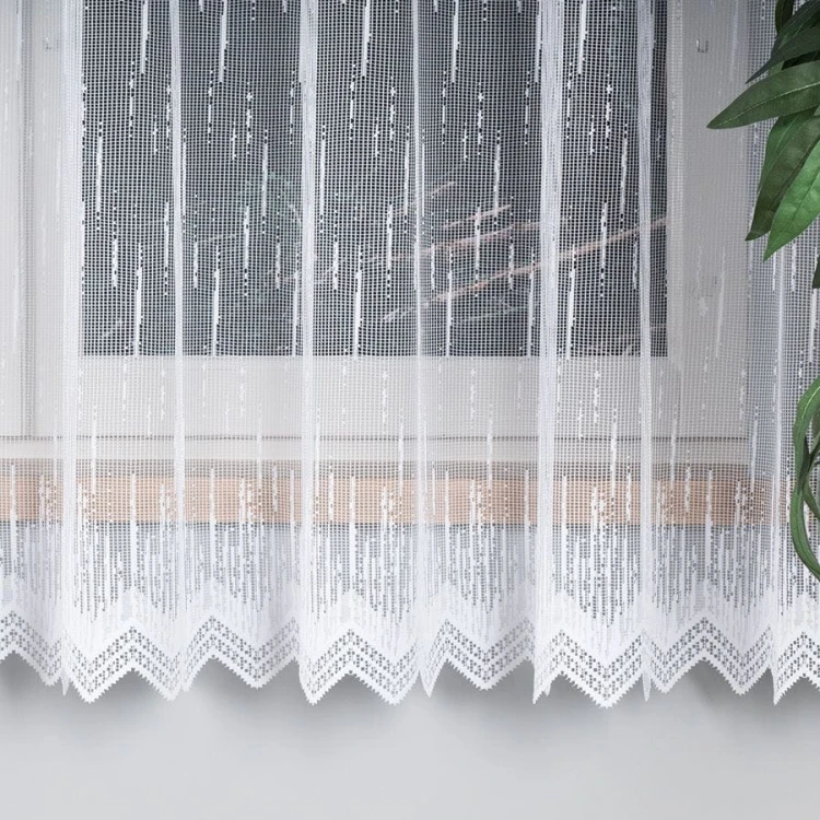 Firanka żakardowa ze wzorem po całości, wysokość 180cm, kolor biały