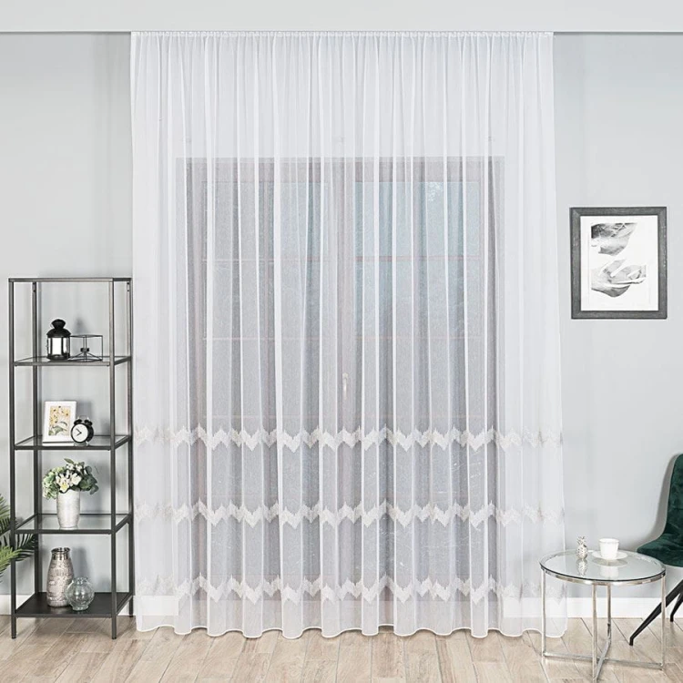 Firanka haftowana ze wzorem pasowym z ołowianką, wysokość 280cm, kolor 002 biały z szarym i srebrnym 112750/OLO/002/000280/1