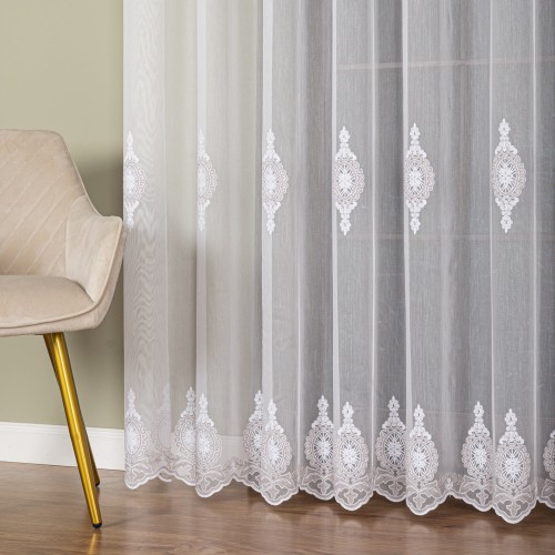 Firanka haftowana pasowa, wysokość 285cm, kolor 003 biały z beżowo-białą nicią FH0030/768/003/000285/1