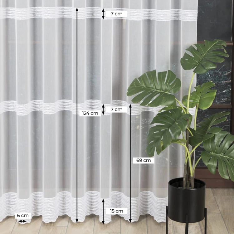 Firanka haftowana ze wzorem pasowym, wysokość 280cm, kolor biały