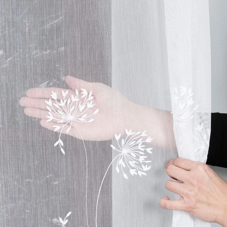 Firanka haftowana ze wzorem pasowym, wysokość 280cm, kolor 001 biały 053801/464/001/000280/1