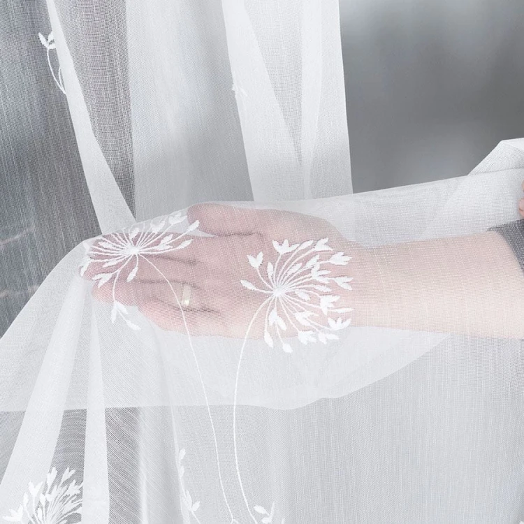 Firanka haftowana ze wzorem pasowym, wysokość 280cm, kolor 001 biały 053801/464/001/000280/1