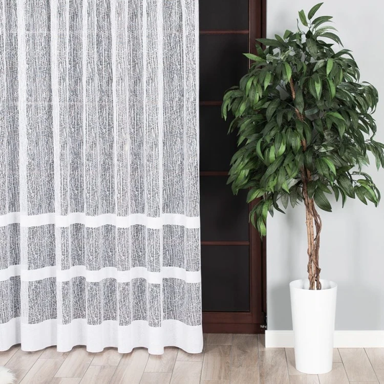 Firanka żakardowa ze wzorem pasowym, wysokość 270cm, kolor biały