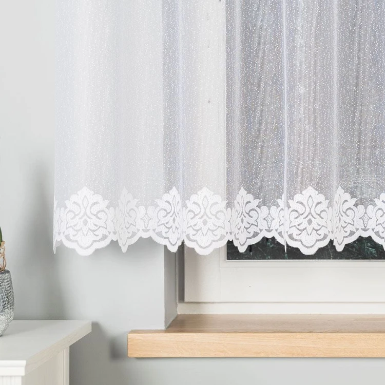 Firanka żakardowa ze wzorem na samym dole, wysokość 150cm, kolor biały