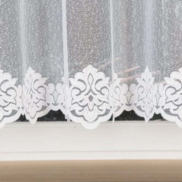 Firanka żakardowa ze wzorem na samym dole, wysokość 150cm, kolor biały