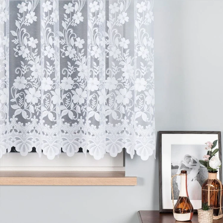 Firanka żakardowa ze wzorem, wysokość 150cm, kolor biały