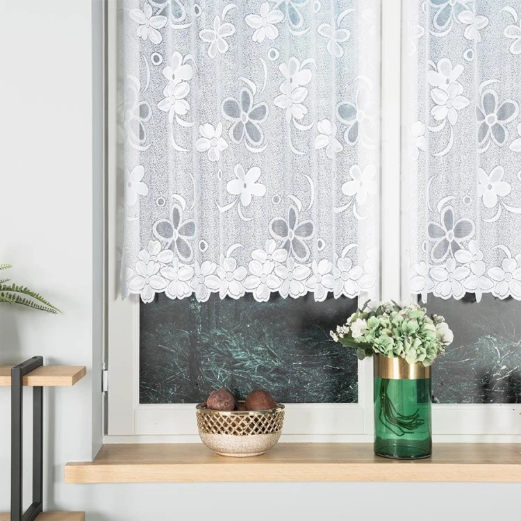 Firanka żakardowa ze wzorem, wysokość 110cm, kolor biały