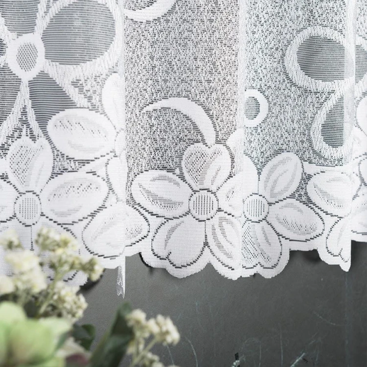 Firanka żakardowa ze wzorem, wysokość 110cm, kolor biały