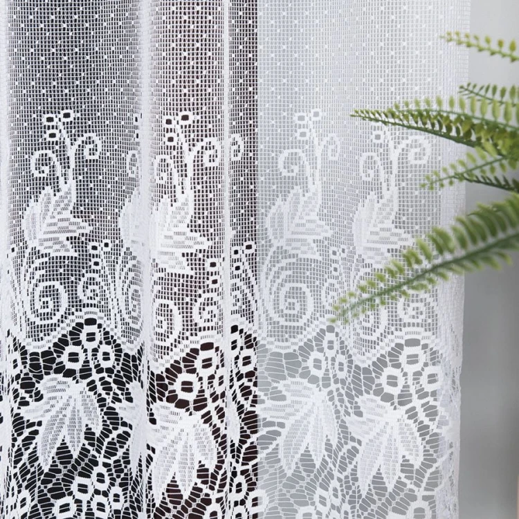 Firanka żakardowa ze wzorem pasowym, wysokość 250cm, kolor biały