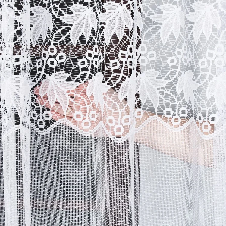 Firanka żakardowa ze wzorem pasowym, wysokość 250cm, kolor biały