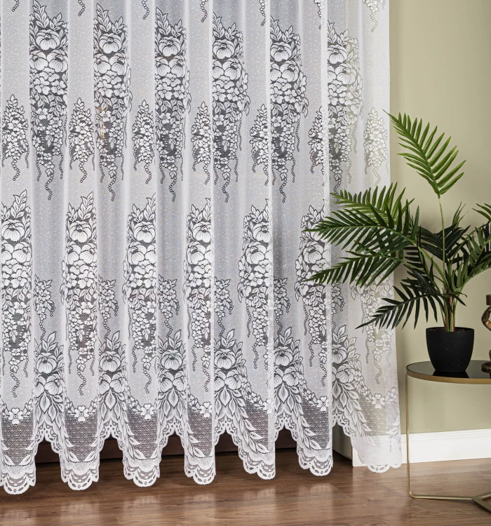 Firanka żakardowa ze wzorem, wysokość 220cm, kolor biały