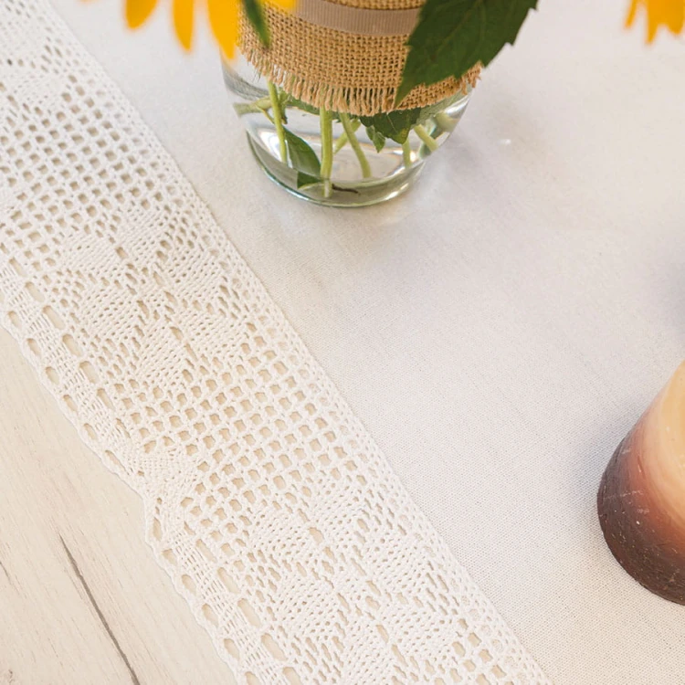 RACHELA Bieżnik z ażurem, szerokość 40 x wysokość 140cm, kolor biały