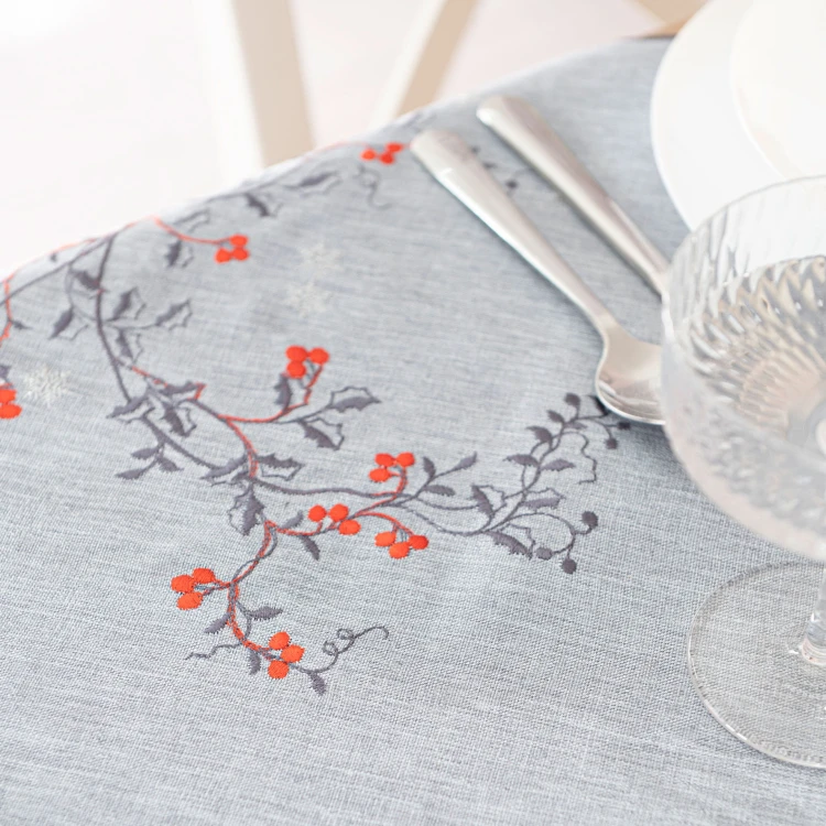 JARZĘBINOWY BLASK Bieżnik z haftem, szerokość 50cm x wysokość 100cm, kolor szary