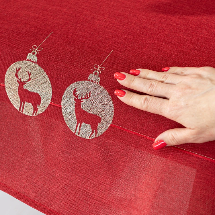 BŁYSZCZĄCY RENIFER Bieżnik z haftem, szerokość 24cm x wysokość 85cm, kolor czerwony