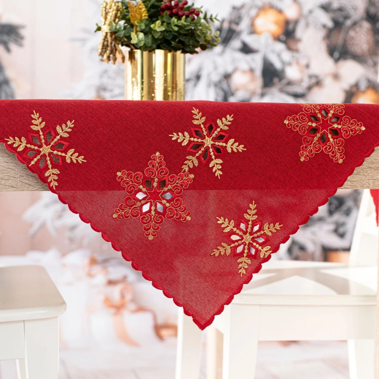 BŁYSZCZĄCE ŚNIEŻYNKI Serweta z haftem, szerokość 85cm x wysokość 85cm, kolor czerwony