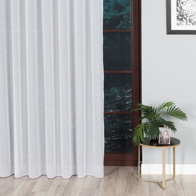 Firanka fantazyjna błyszcząca z ołowianką, wysokość 300cm, kolor biały